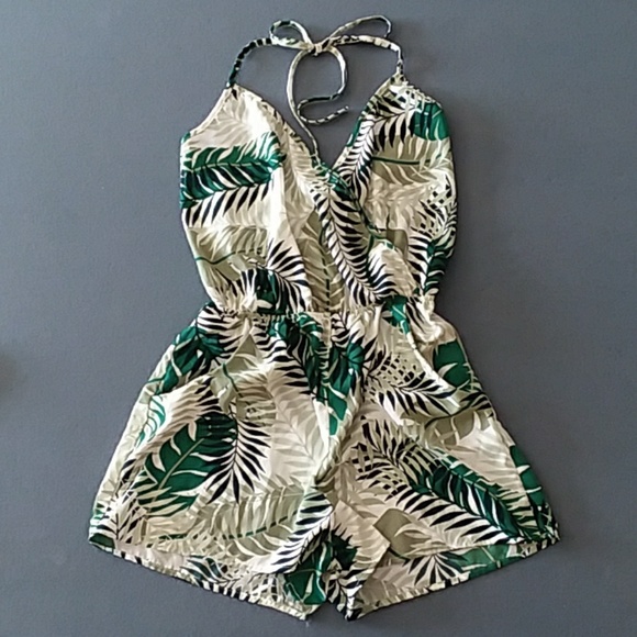 Fashion Nova Pants - Palm leaf tropical romper halter